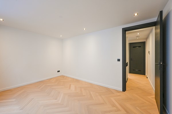 Medium property photo - Oog In 'T Zeilstraat, 2512 CC Den Haag